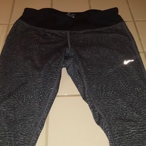 Nike dri fit leggings